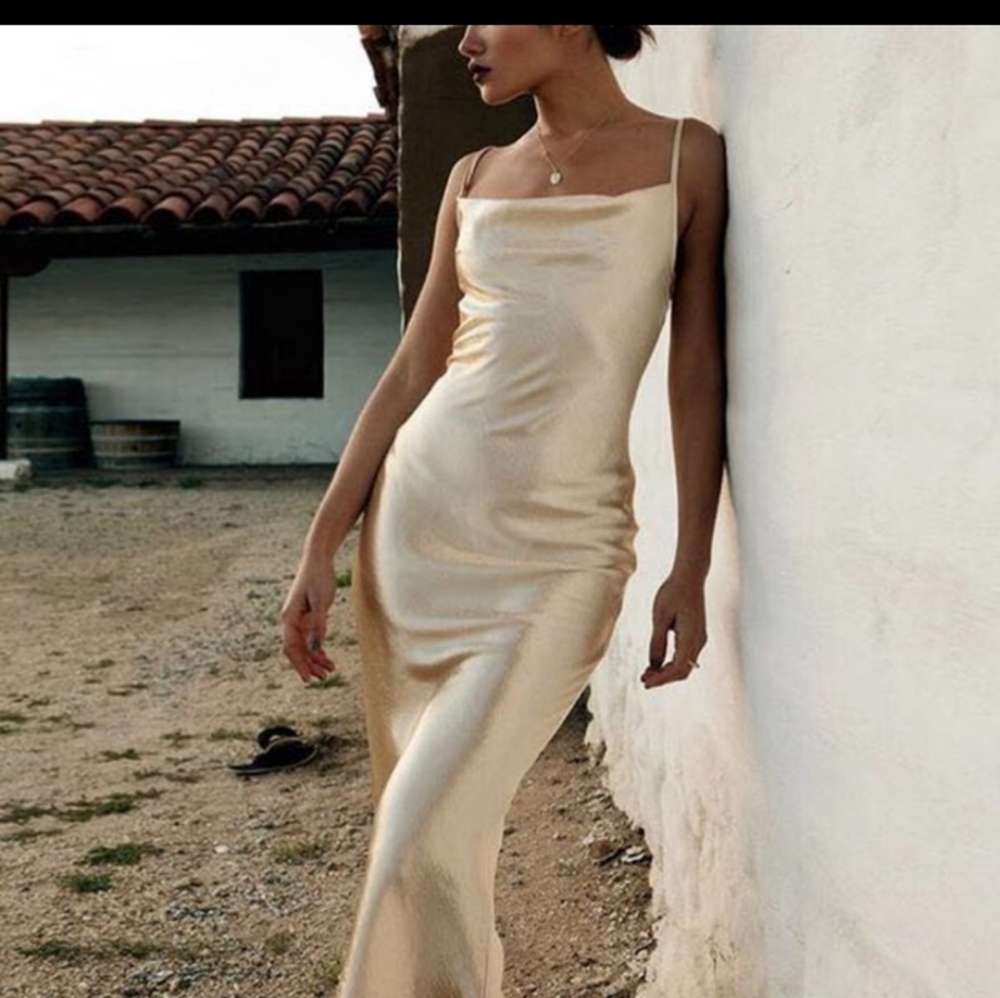 Gold backless Slip Dress - Picture 5 of 15